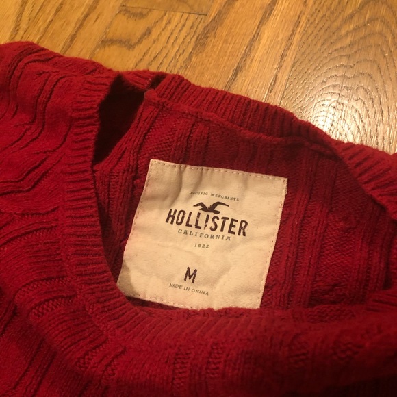 Hollister Knit Red Sweater - Picture 3 of 3